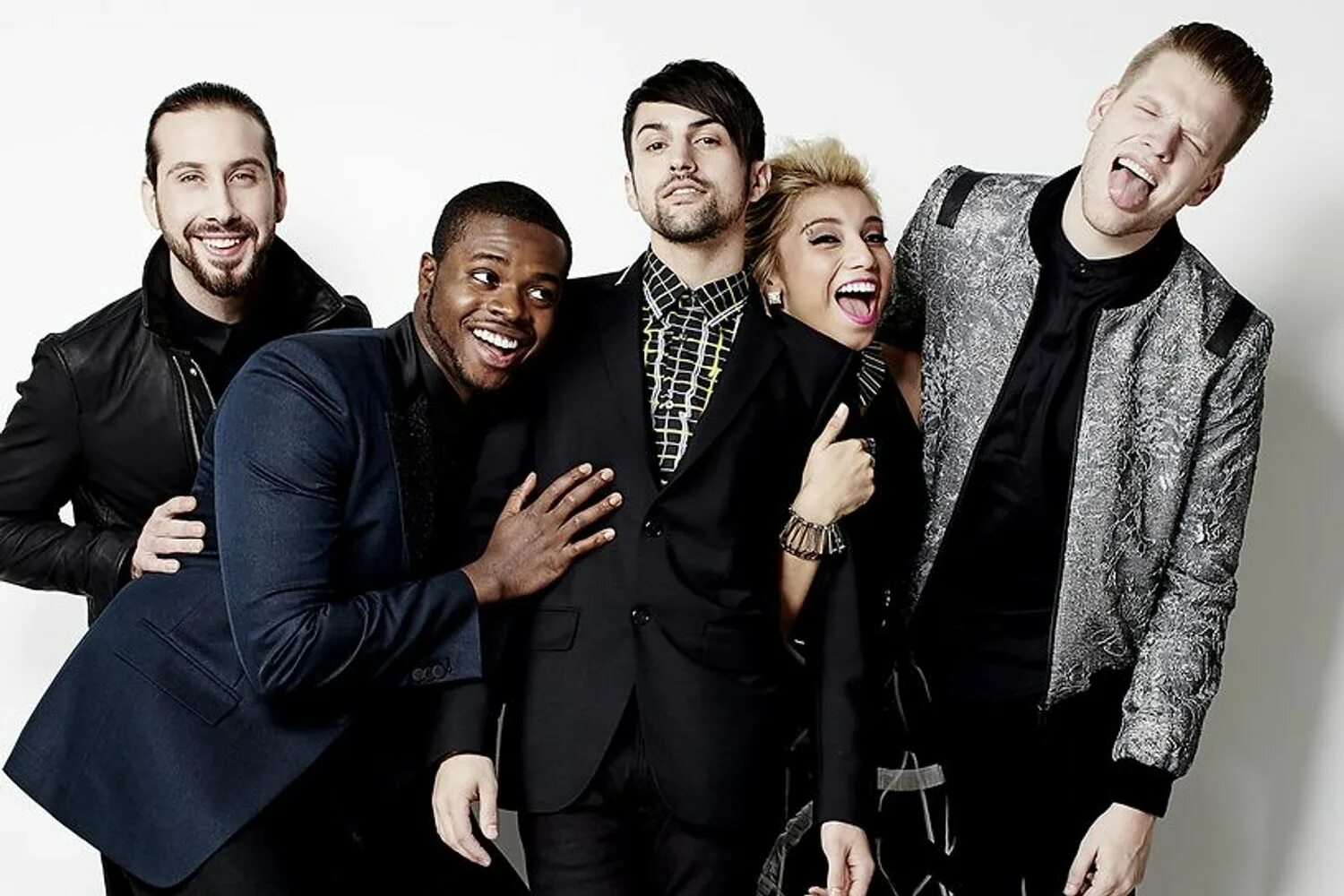 Названия групп исполняющих песни. Группа pentatonix. pentatonix 2025. группа pentatonix 2025. кавер группа пентатоникс.