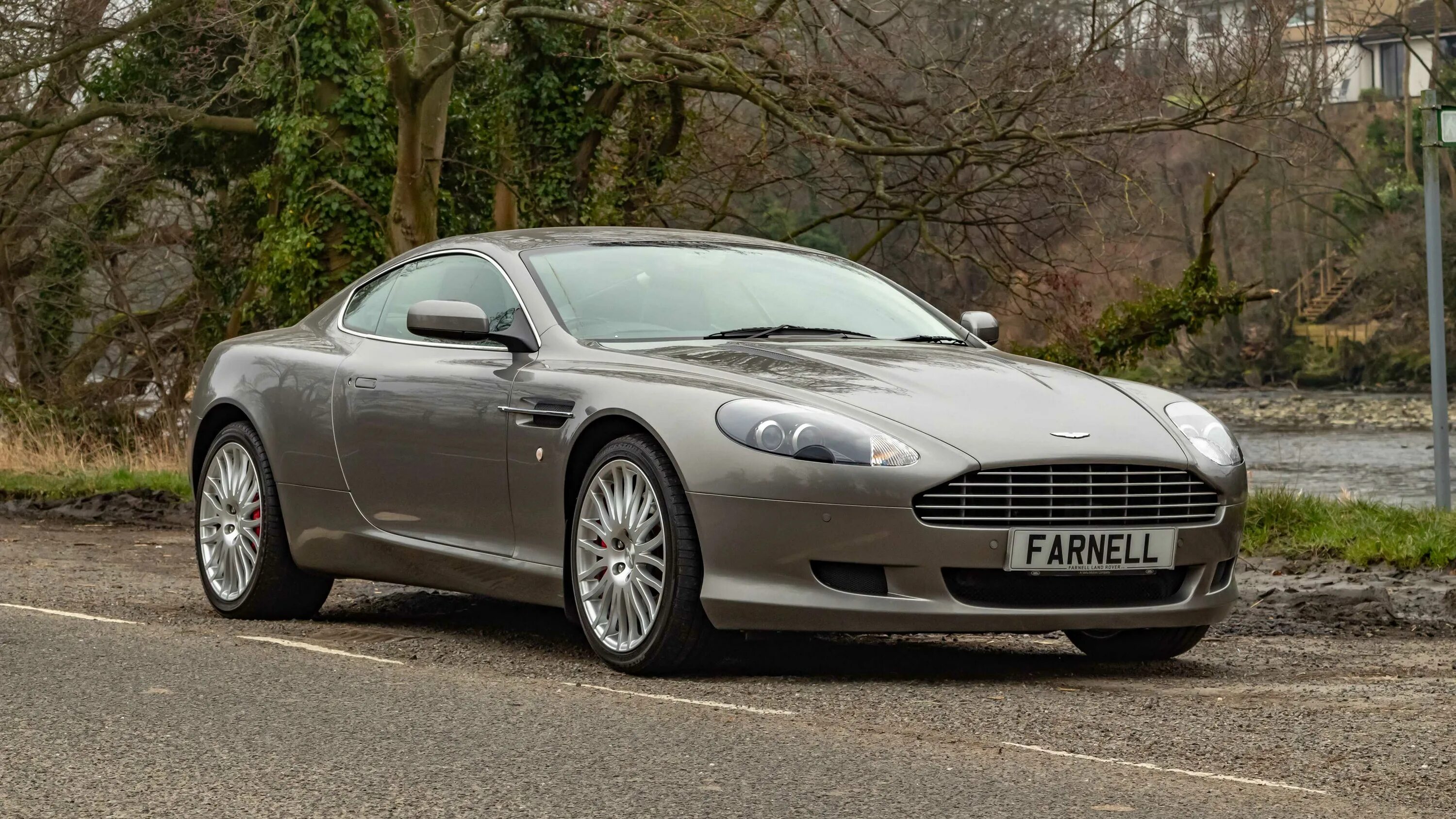Db 9