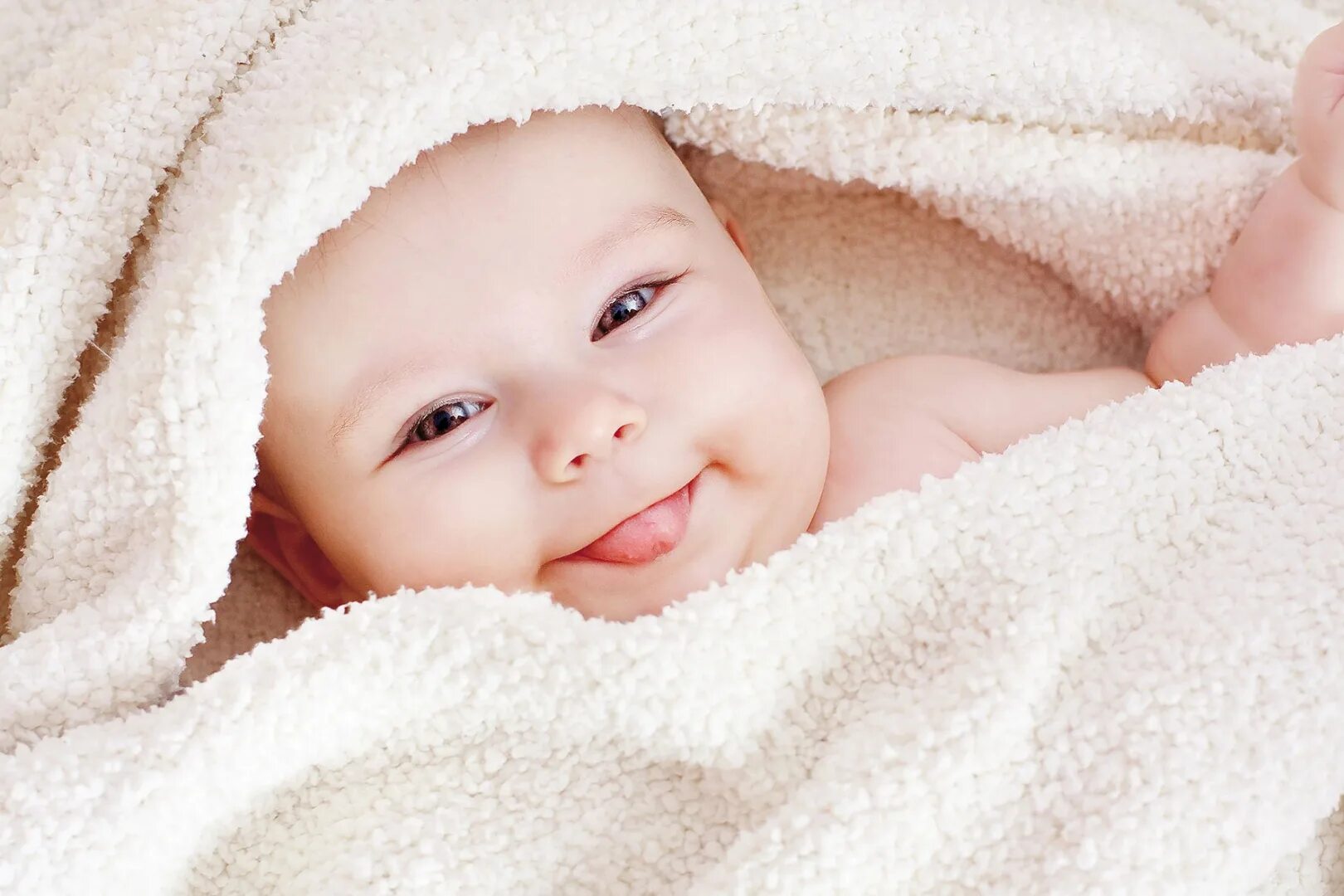 Pin by Just Jacx on 3. Babies Are A Blessing Cute kids, Cute kids pics, Cute bab
