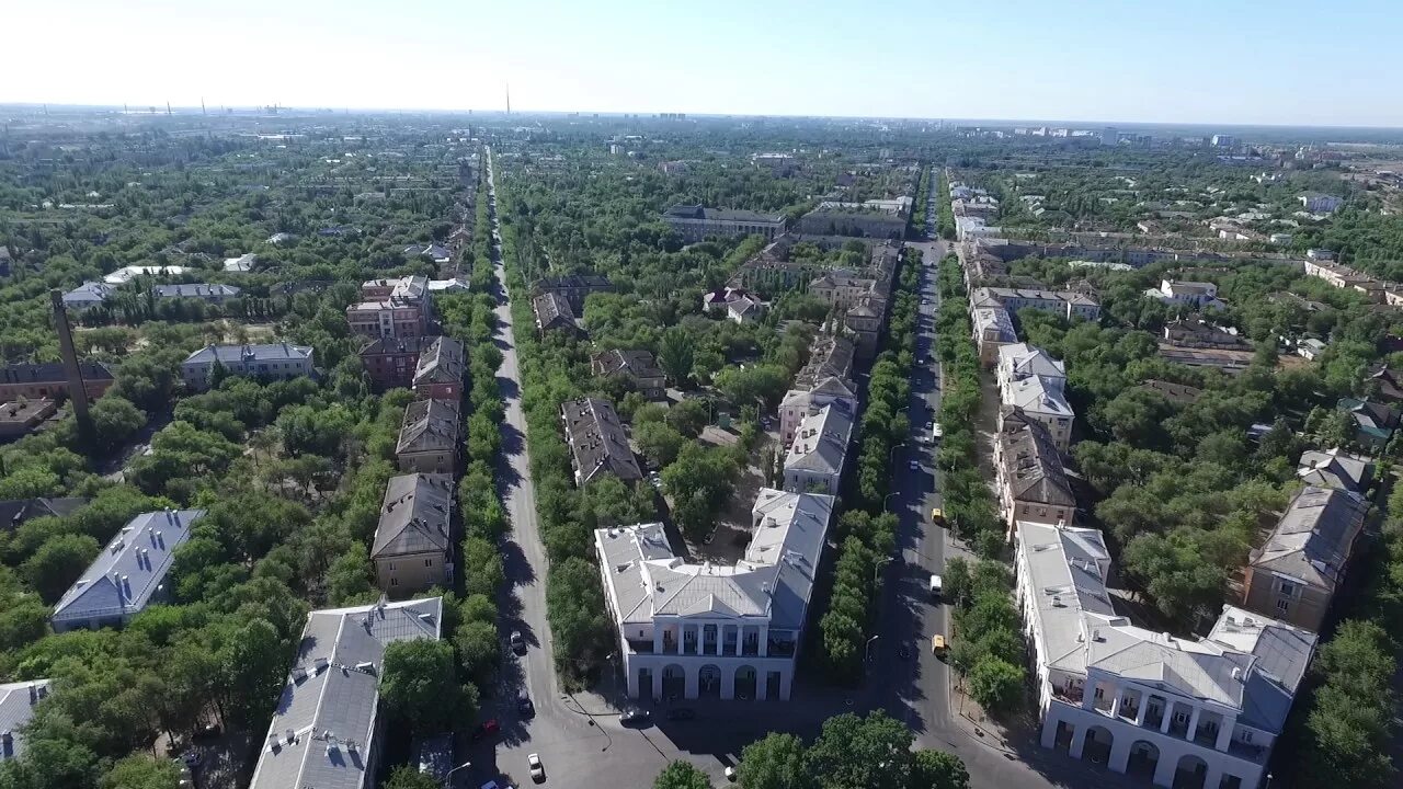 Работа город волжский волгоградской. Город Волжский сверху. Волжский центр города. Волжский площадь Ленина вид сверху. Город Волжский Волгоградской области население.