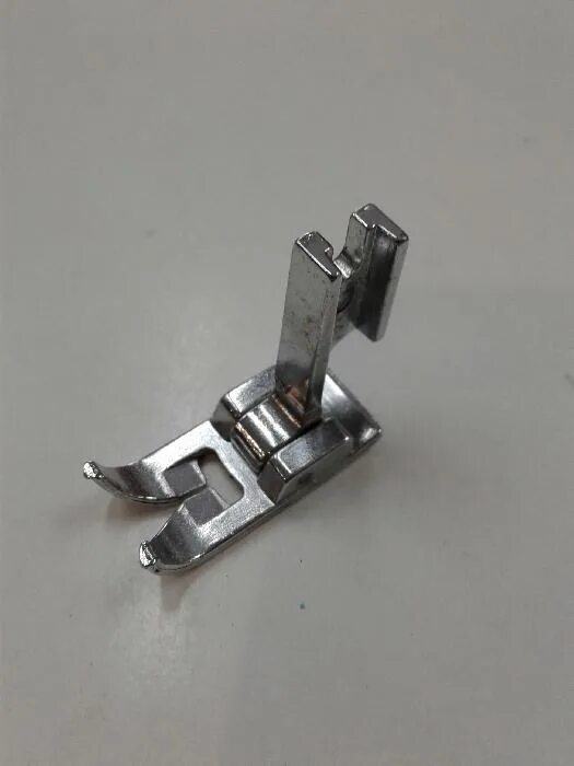 Лапка подольск. Лапка подольск. Лапка подольск. Лапка для швейной машинки чайка 134м. Лапки для швейной машины чайка 132м.