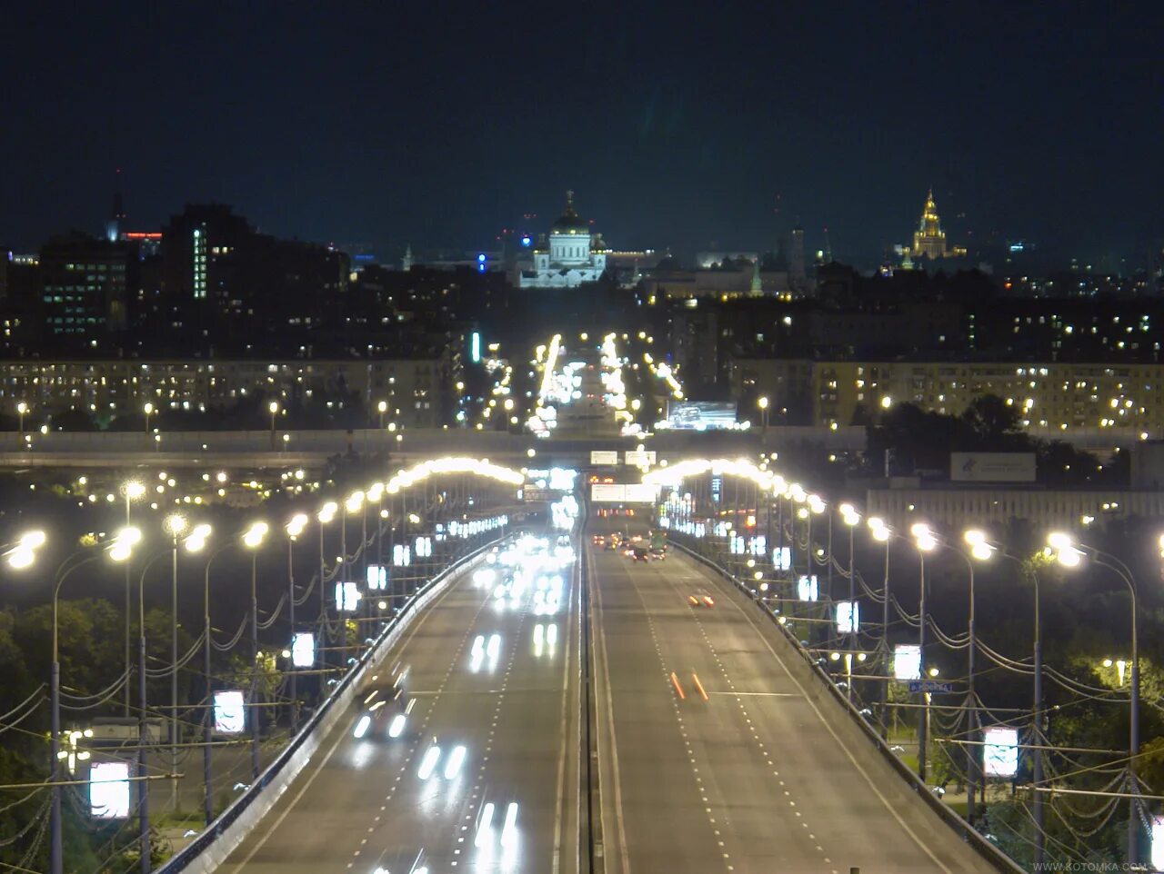 Москва ночь дорога. Москва дорога МГУ. Ночные дороги Москвы. Вечерние дороги Москвы. Москва ночью.