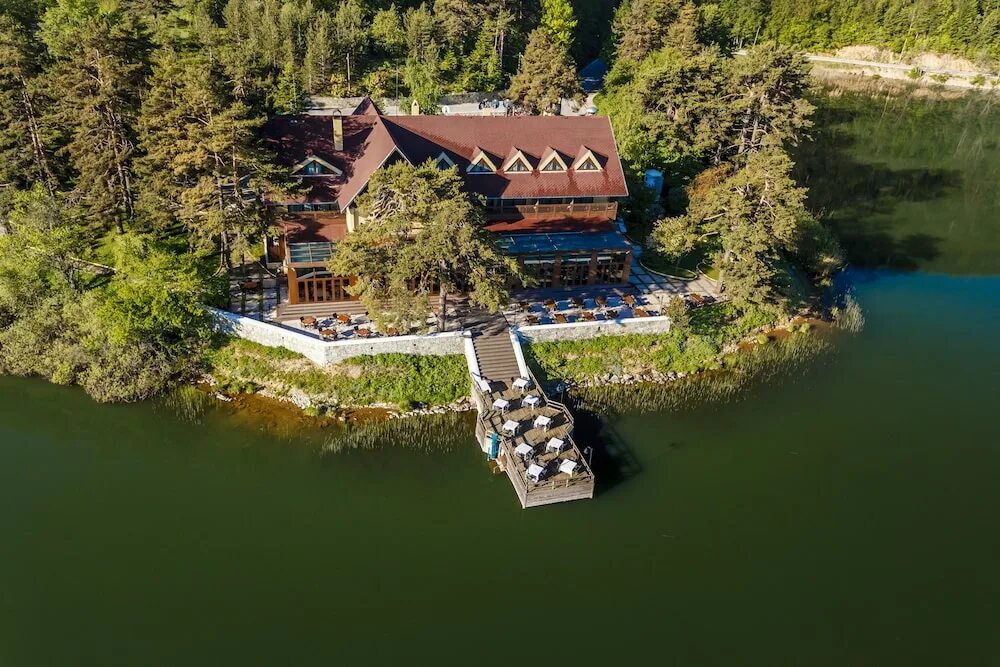 Болу последние. Abant hotel. болу турция гостиница. болу отели для детей. болу что посмотреть.