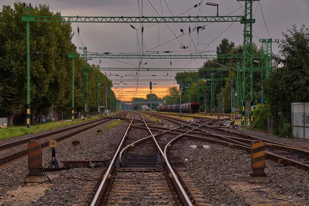 Станция Сиуч. Станция Ильино Нижегородская область. КУЧЛУК станция. ЖД станция пути. Включи станция лето