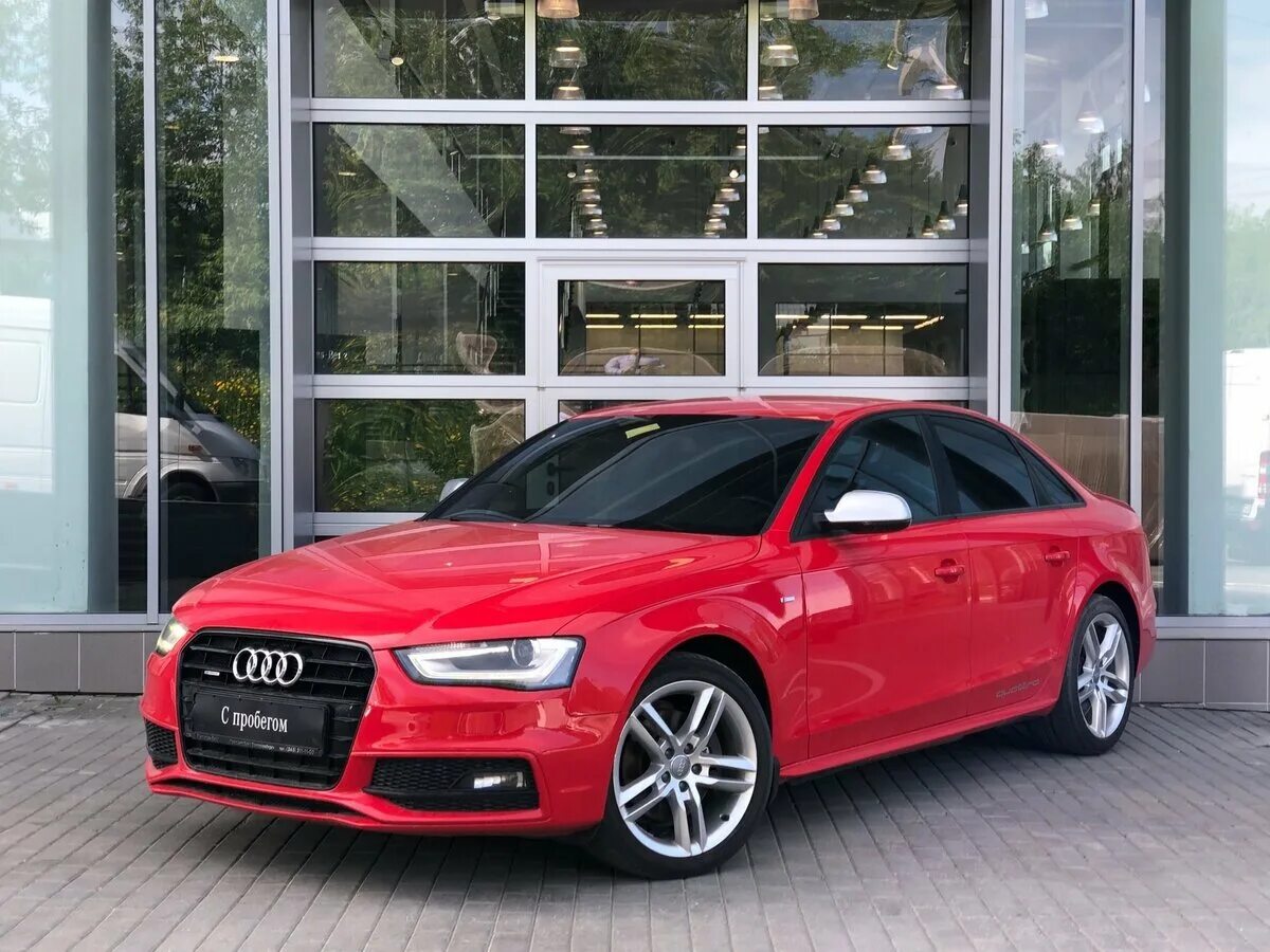 Где можно купить а 4. Audi a4 красная. Audi a4 IV. Audi a4 b8 красная. Audi a4 2012.