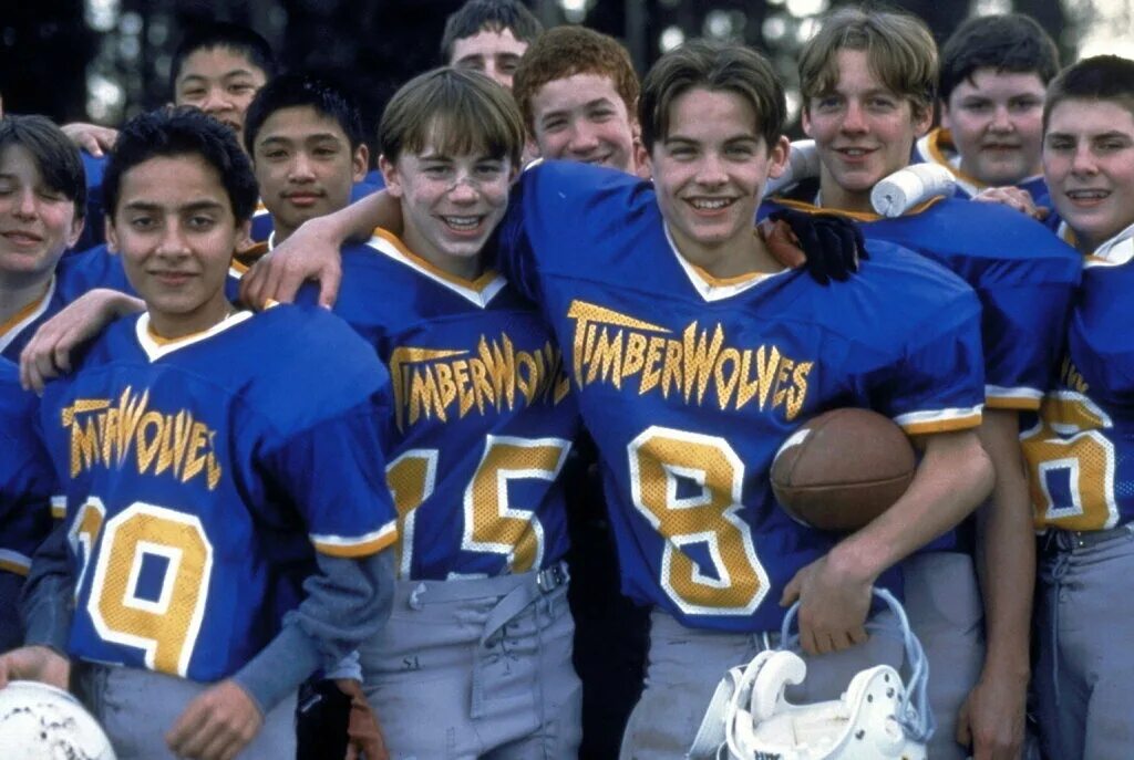 пес бадди король воздуха. кевин зегерс в фильме король воздуха. король воздуха золотая. король воздуха золотая.