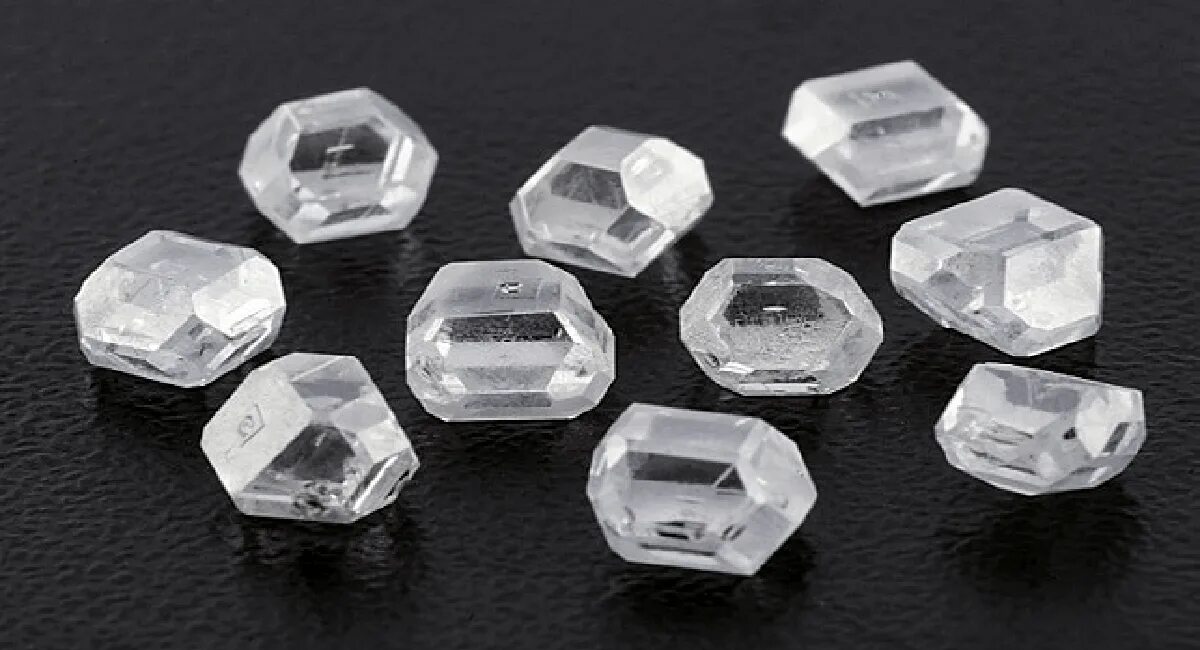 Бриллианты hpht first class diamonds. CVD/HPHT синтетические Алмазы. CVD И HPHT Алмаз. HPHT Синтез алмаза. Синтетический монокристаллический Алмаз.