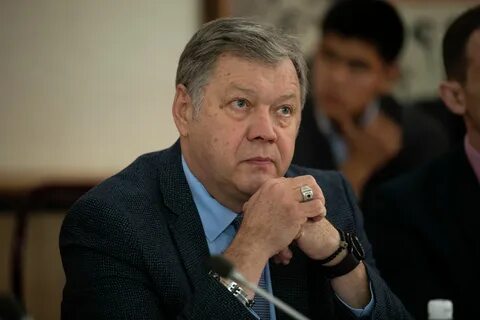 Доктор политических наук