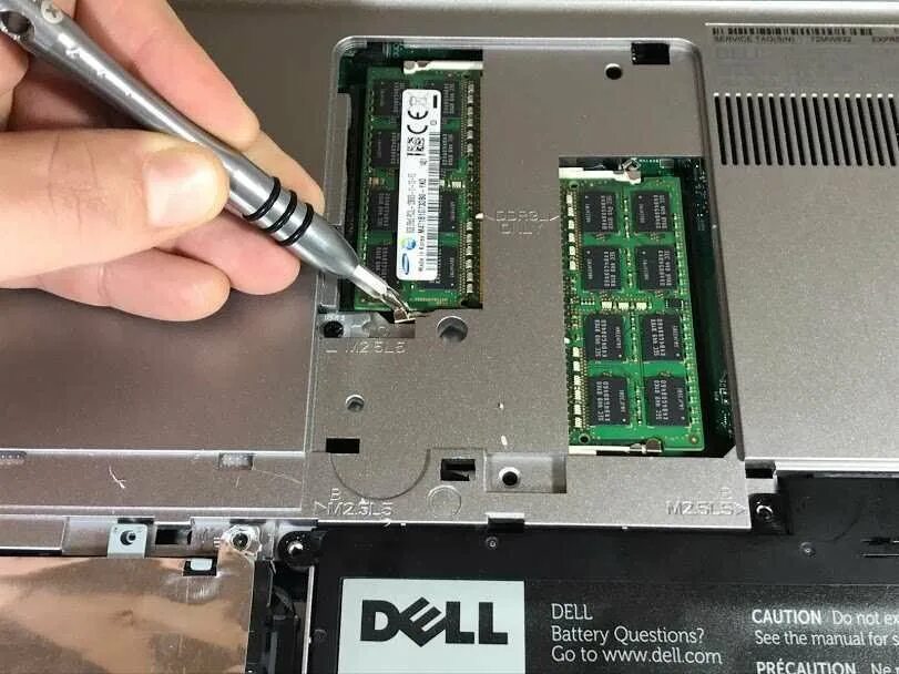 Lenovo замена оперативной памяти. Dell Inspiron 17-7746. Dell 7746. Память ноутбука Делл. Dell 3400 оперативка.