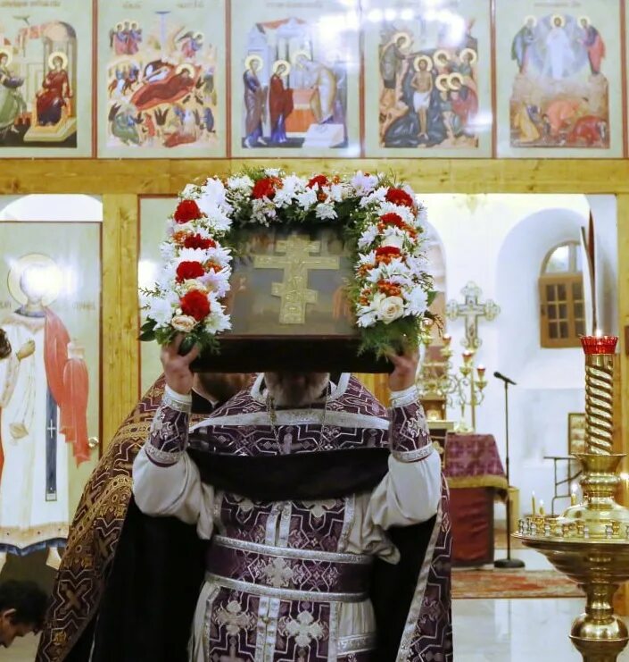 Храм песчанской божьей. Иконы в храме воздвижения креста господня в тбилиси. песчанская икона божией в измайлово. храм песчанской божией матери таврово белгородская. храм песчанской иконы божией матери в измайлово расписание.