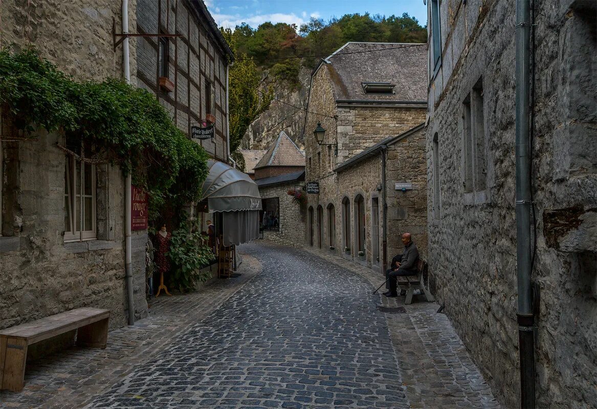 10 старых городов. мец франция улочки. родос старый город. дорога в старом городе. будва улицы.