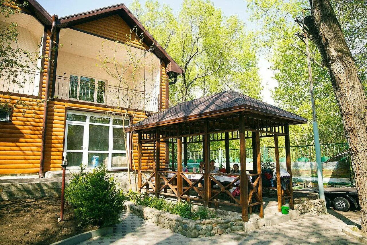 адыгея лагонаки термальные источники. ставрополь комсомольский пруд. пелагиада ставропольский край. пляж вулкан ставрополь сенгилеевское. сенгилеевское водохранилище пляж.