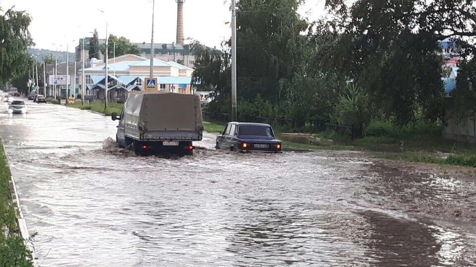 Погода в октябрьске погода октябрьский. Дождь в октябрьском башкортостан. погода в октябрьском башкортостан. погода октябрьский башкортостан. погода город октябрьский башкортостан.