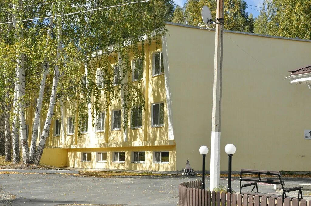 Аренда коттеджа, базы отдыха для проведения свадьбы в Первоуральске Свадебный ба