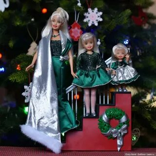 Holiday sisters
