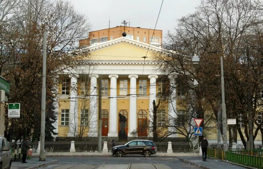 Достоевского 31 москва. Улица достоевского, 53/4. Мариинская больница для бедных кваренги. Ул достоевского 4 к 3. Мариинская больница божедомка.