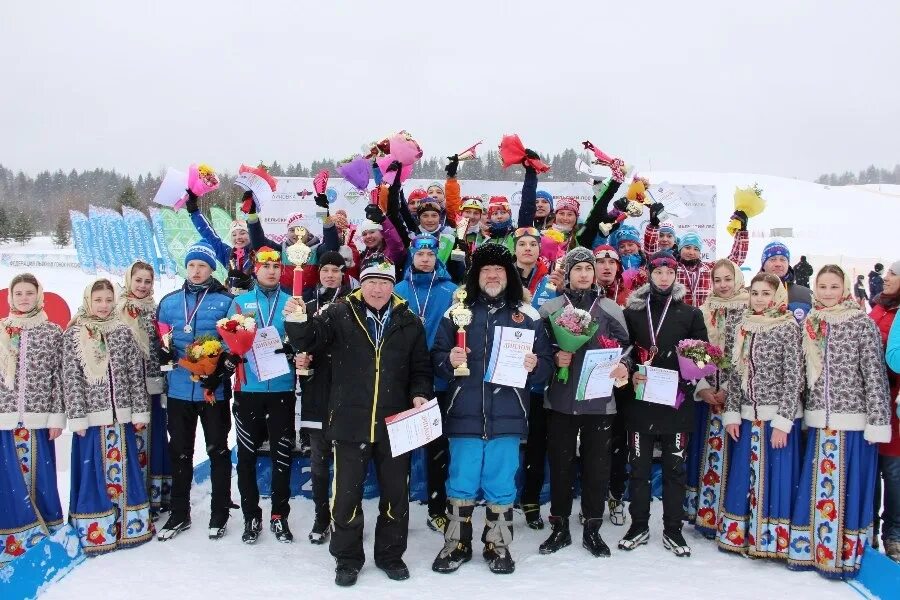 Малиновка чемпионат россии по лыжным. Центр лыжного спорта Малиновка Архангельская область. Малиновка лыжные гонки. Лыжники в Малиновке. Малиновка лыжи соревнования 2024.