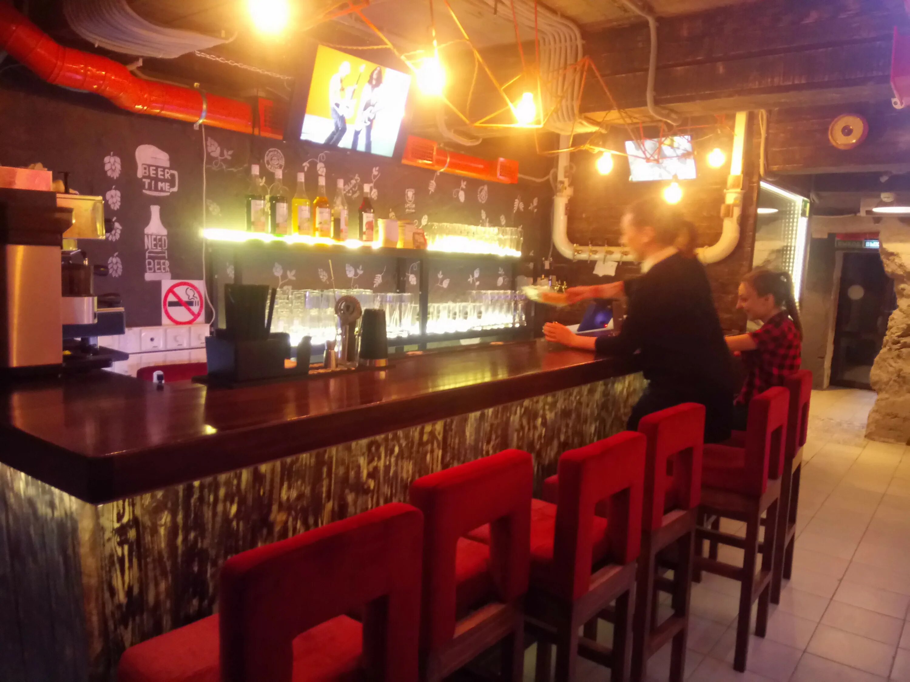 Кафе барбарис армавир. Лица бар. Лобби бар ресторан армавир. Армавир бар. Лица бар армавир фото.