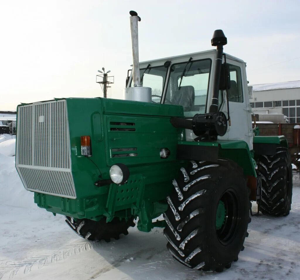 т 150 с посевным комплексом. т. вгтз т-25. мтз 82 1982. трактор т150 курганская область.