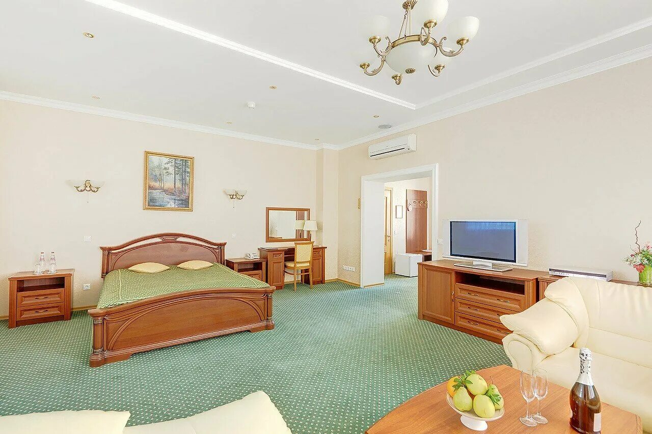 гостиница орел номера. гостиницы в орле в центре. очарованный странник орел ресторан. гостиницы в орле в центре. среднерусский институт управления ранхигс орел общежитие.