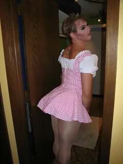 Slideshow halloween crossdress story.