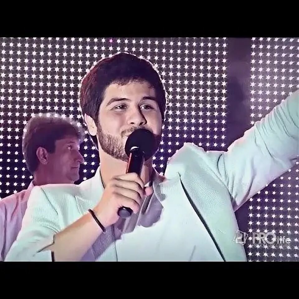 Азнаур певец дагестан. Азнаур - остров любви. Азнаур абсаматов. Азнавур певец дагестанский. Азнаур глаза.