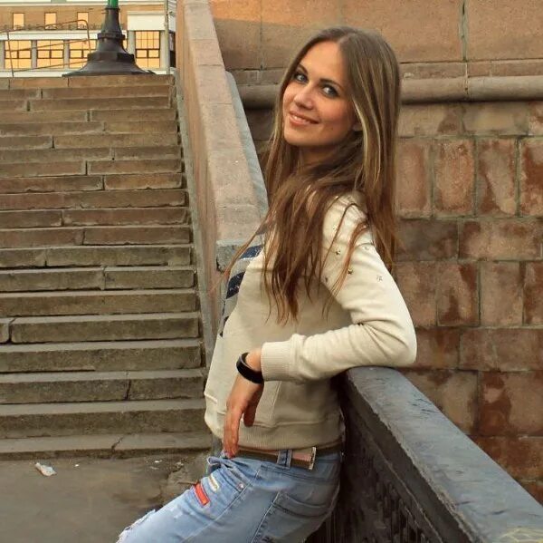 Самые красивые девушки г. Красивые девушки питера. Красивые девушки петербурга. Девушка в питере. Девушки петербурга.