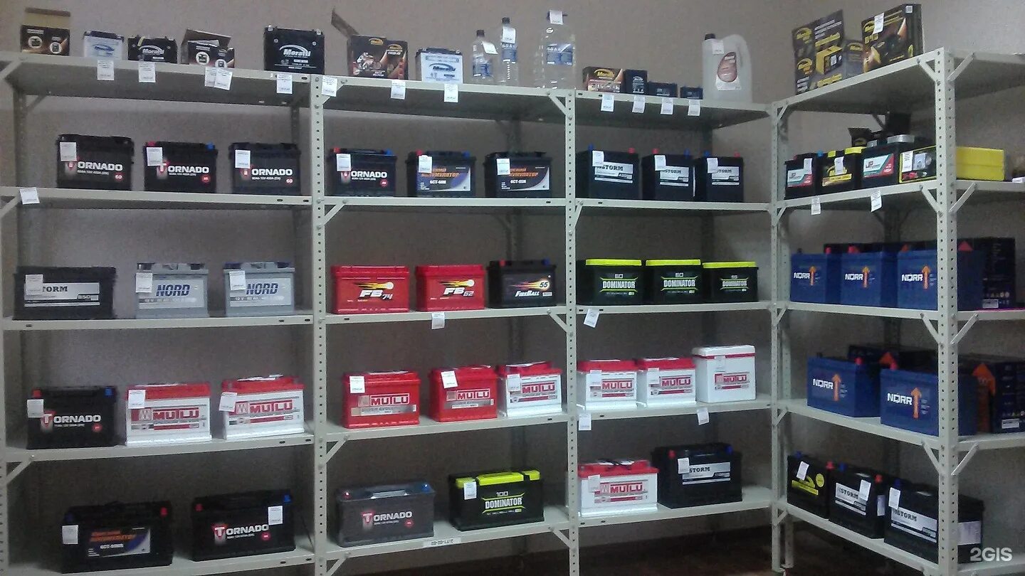 аккумулятор автомобильный redline. магазин аккумуляторов пятигорск. аккумулятор центр. витрина для аккумуляторов. батарейка аккумуляторы пятигорск.