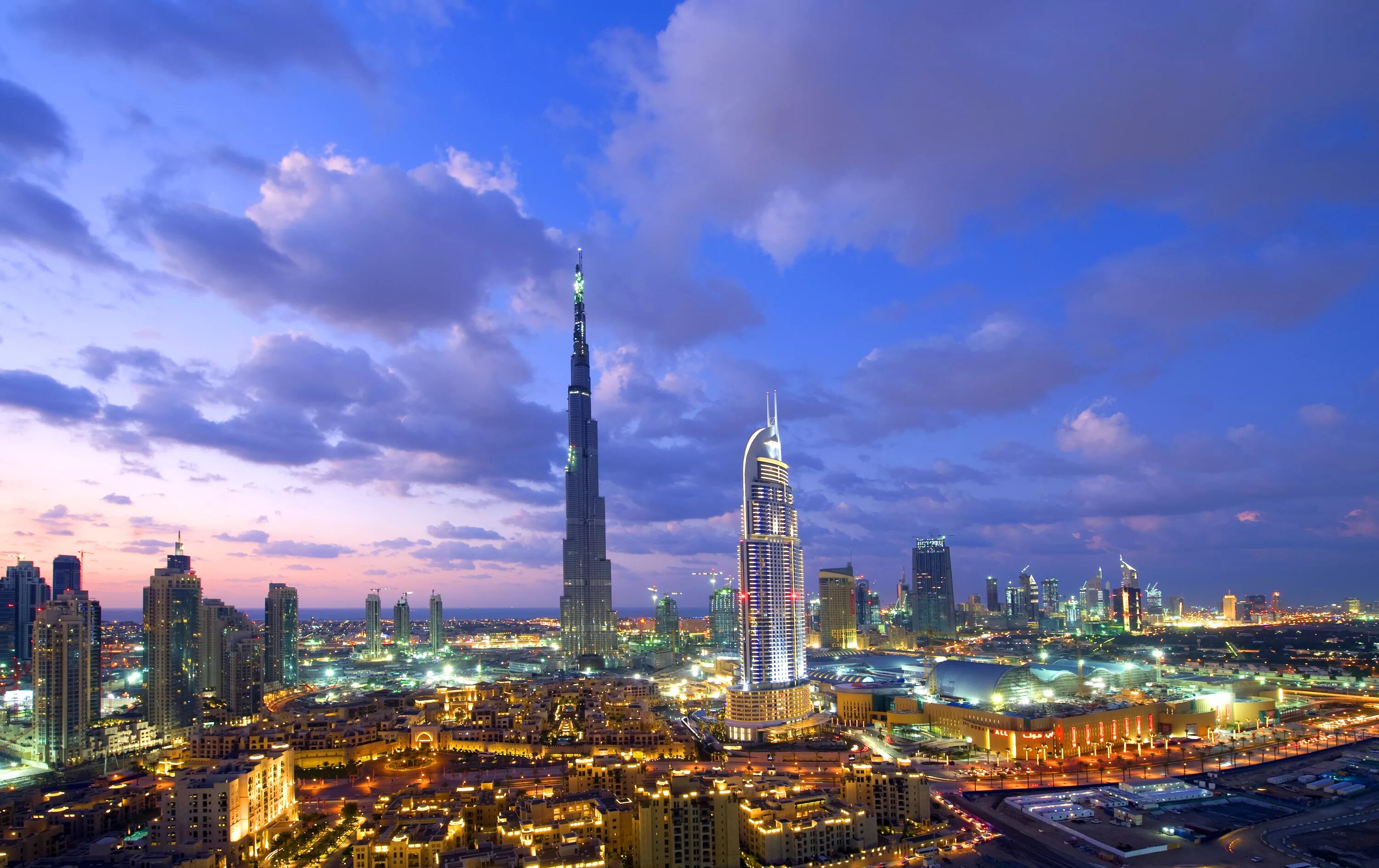 Бурдж Халифа. Ночной Дубай Бурдж Халифа. Дубай Бурдж Халифа ночью. Панорама Дубая с Бурдж Халифа.