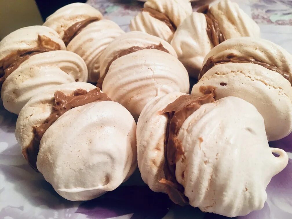 безе со сгущенкой рецепт. торт графские развалины александрия. безе со сгущенкой рецепт. торт из безе графские развалины. торт из безе графские развалины.