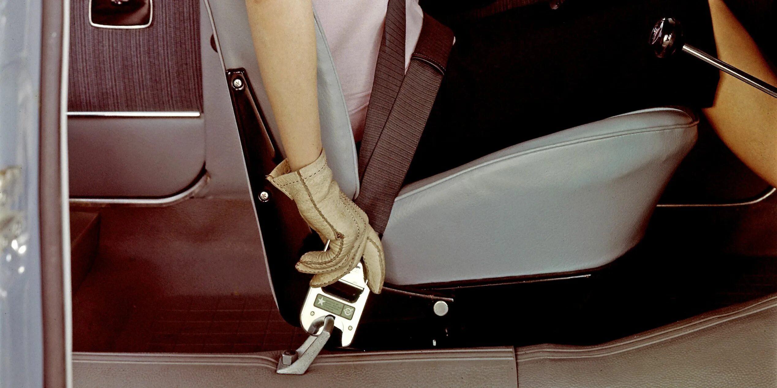 Ремень безопасности вольво. Volvo Seat Belt. Ремни безопасности 1959. Первый ремень безопасности Volvo.