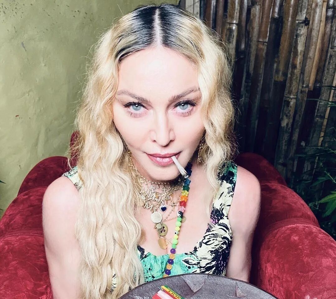 Мадонна сейчас 2021. Рождение мадонны. Мадонна день рождения 2021. Мадам чикконе. Мадонна певица 2024.