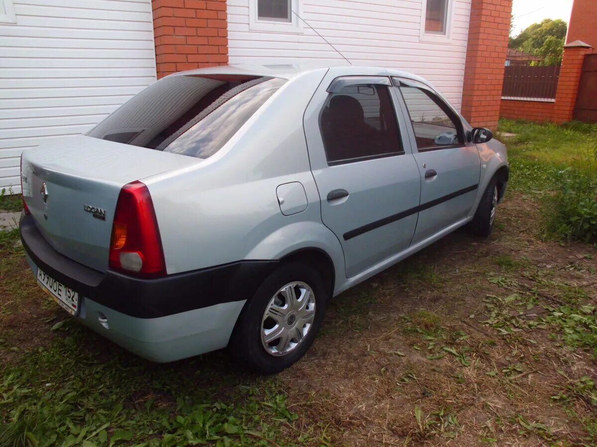 Продам renault. Рено Логан 2005. Рено Логан 2005 1.4. Рено Логан 2005г. Renault Logan 1 2005.