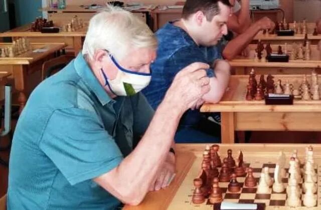 Винсент кеймер магнус карлсен. Шахматы "турнир". Шахматы "торнамент-3". Корона шахматного короля. Турнир по шахматам.