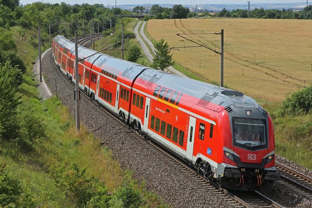 Железная дорога Германии (Deutsche Bahn). Поезд Deutsche Bahn. Regio DB поезд. Deutsche Bahn Локомотив.