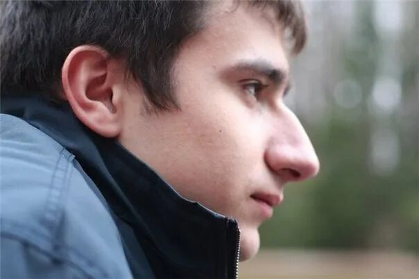 Кавказский нос. Красивый мужской нос. Нос кавказца. Кавказец парень. Кавказский нос.