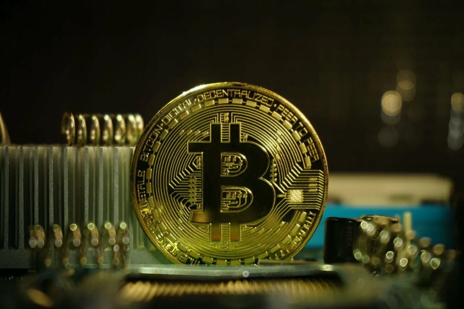 Биткоины криптовалюта. Биткоин. криптовалюта обои. картинка биткоина. фото криптовалюты.