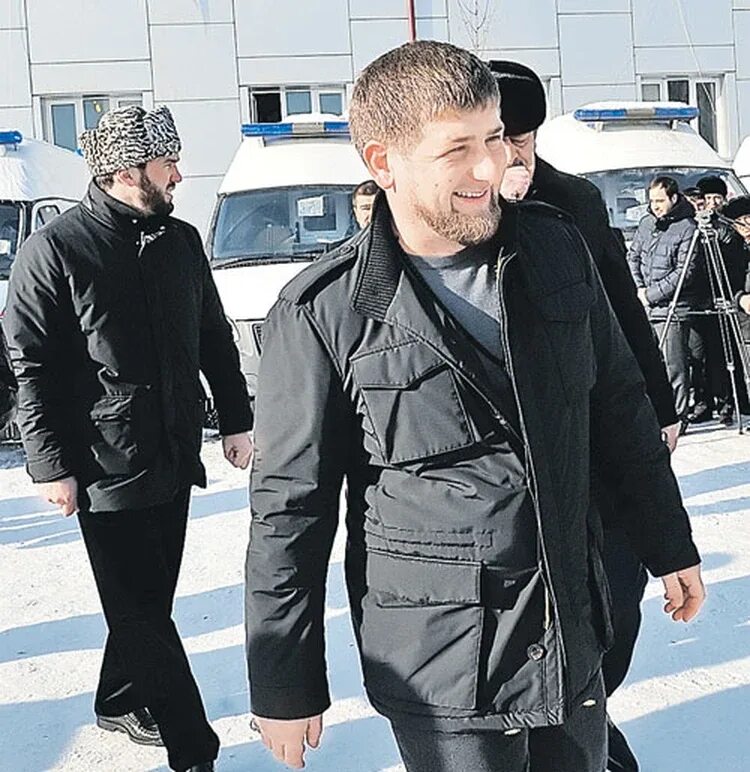 Почему рамзан дон. Кадыров дон. тихий дон кадыров. доброе утро дон кадыров. кадыров тихий дон прикол.