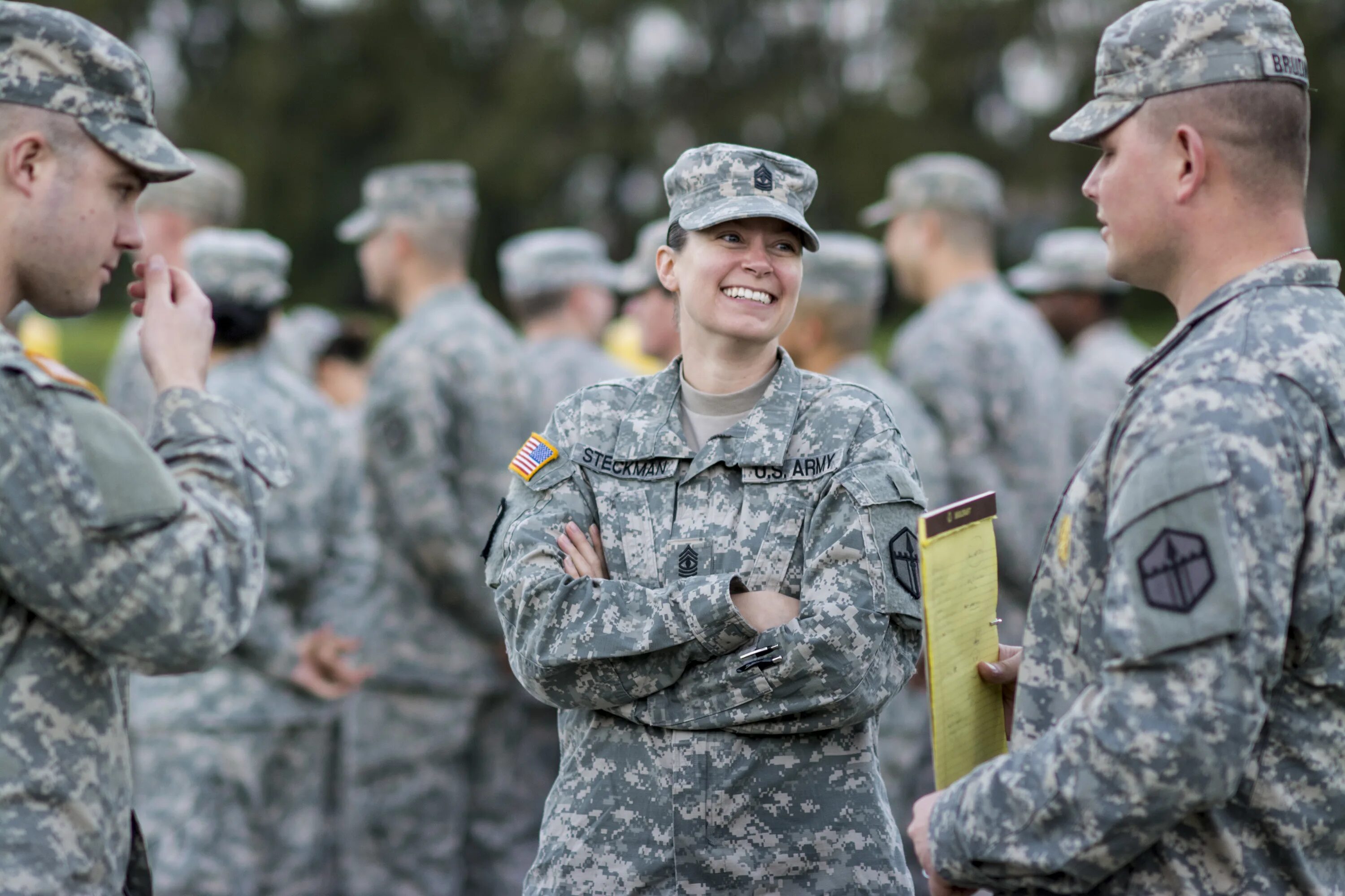 Military issues. Airman battle uniform. Military issues. Combat patrol. Commando battalion for resolute action.