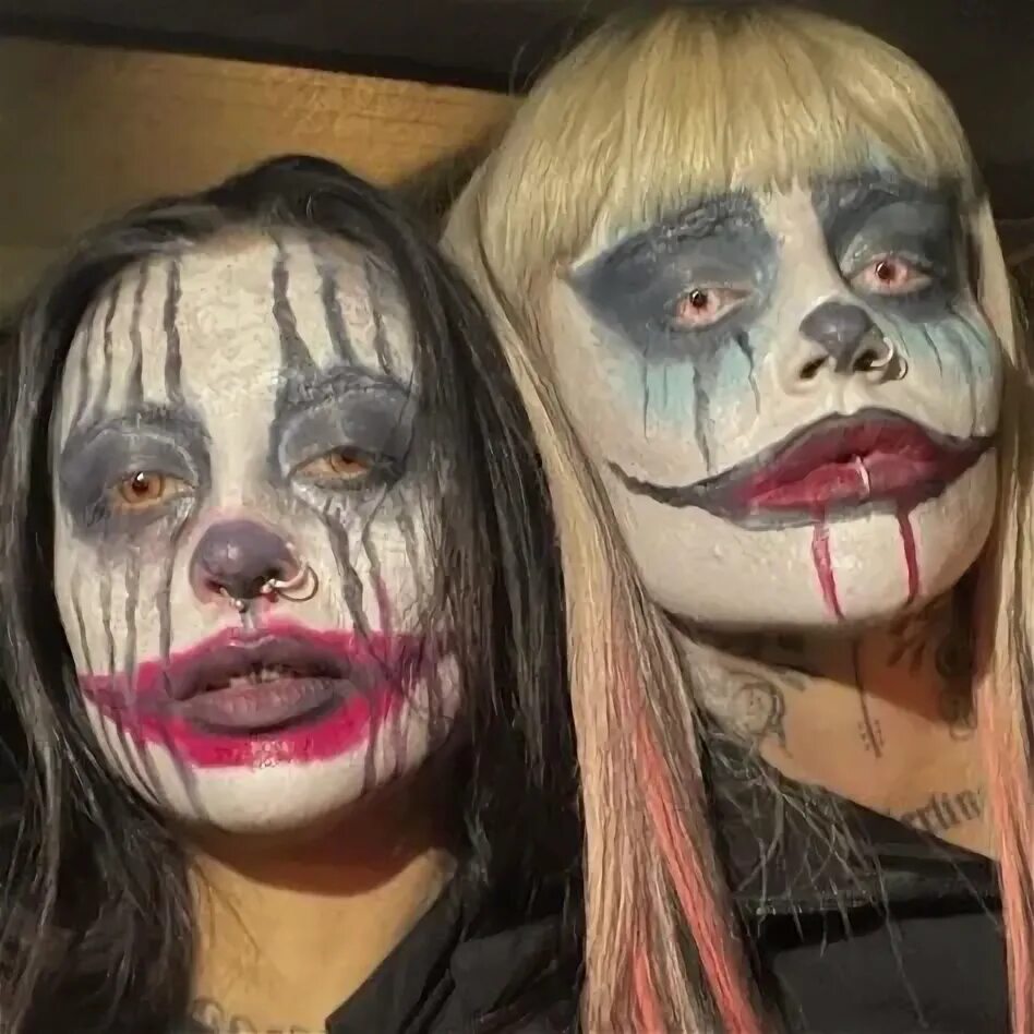 Carti makeup. Carti makeup. Vamp рэпер. Макияж пиковой дамы. Макияж на хэллоуин пиковая дама.