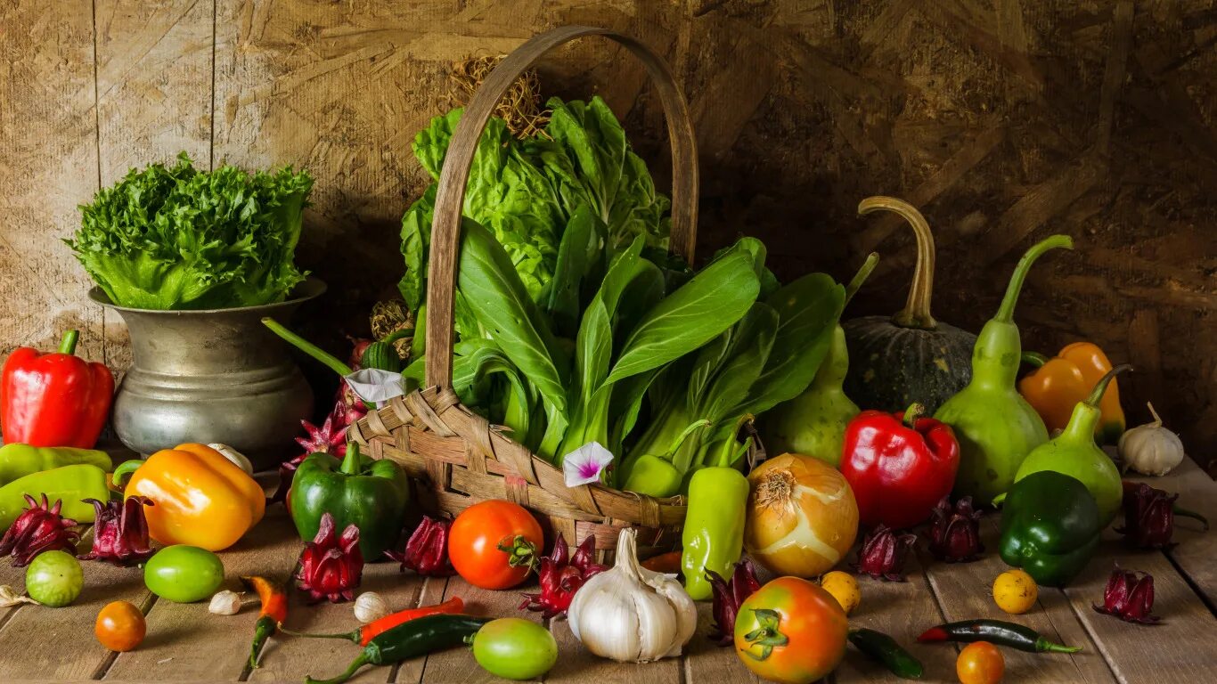 Натюрморт с овощами. Натюрморт с овощами и зеленью. Натюрморт с овощами фото. Натюрморт из овощей и трав.