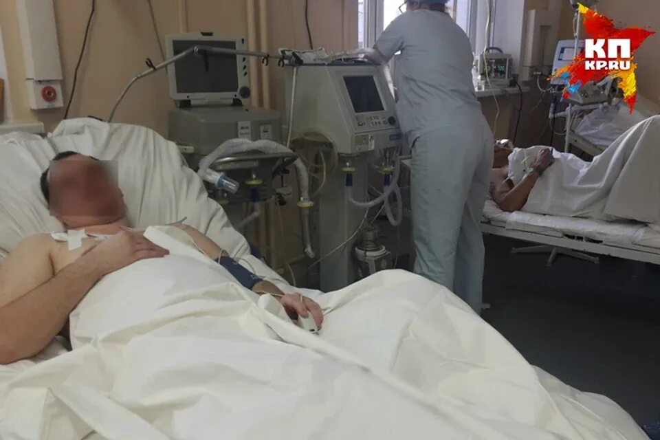 Пострадавшие от отравления. Смертельные пики реанимация. морг отравления суррогатом. пушкин фото раненый в больнице.