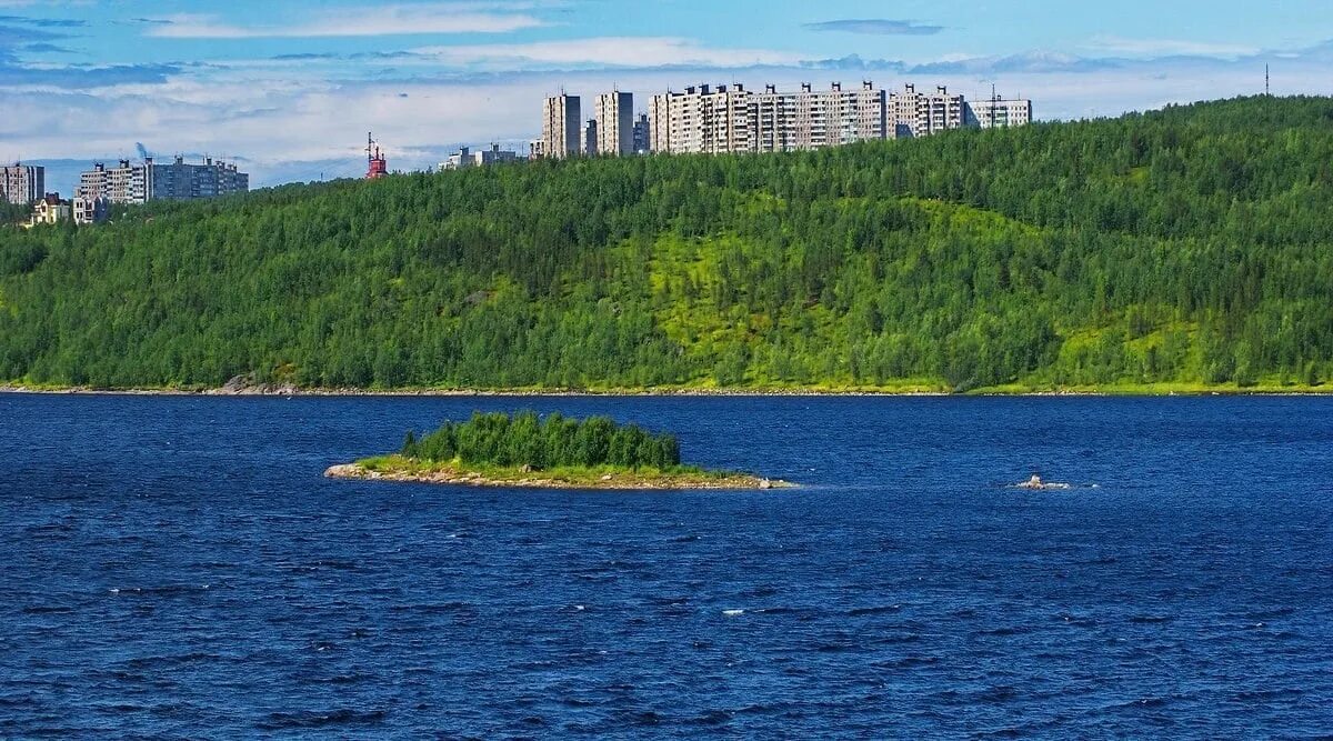 Питьевое озеро Мурманск. Озеро большое Мурманск. Большое питьевое озеро Мурманск. Ледовое озеро Мурманск. Реки озера мурманска