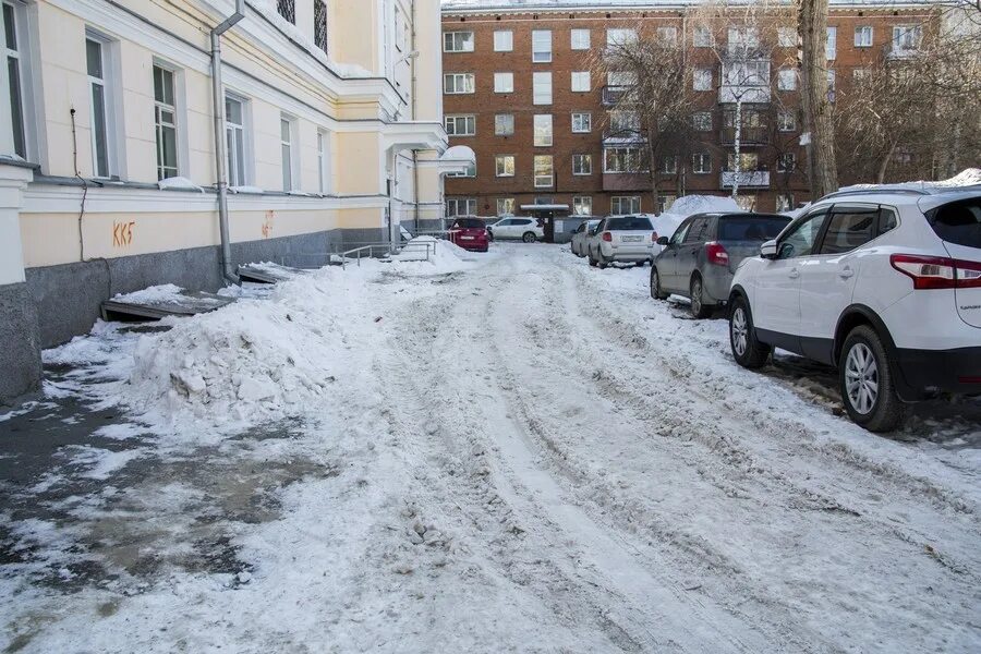 Снег в Королеве. Снег по колено. Снежинск снег. Снег по колено в Подольске. Сугробы по колено