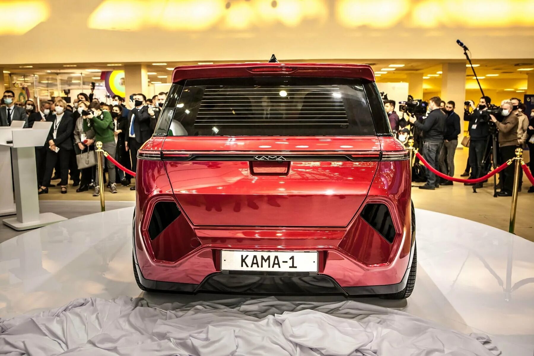 Кама 1 ока. Кроссовер кама-1. ока кама 1 2025. электроавтомобиль кама. легковой камаз 2025.