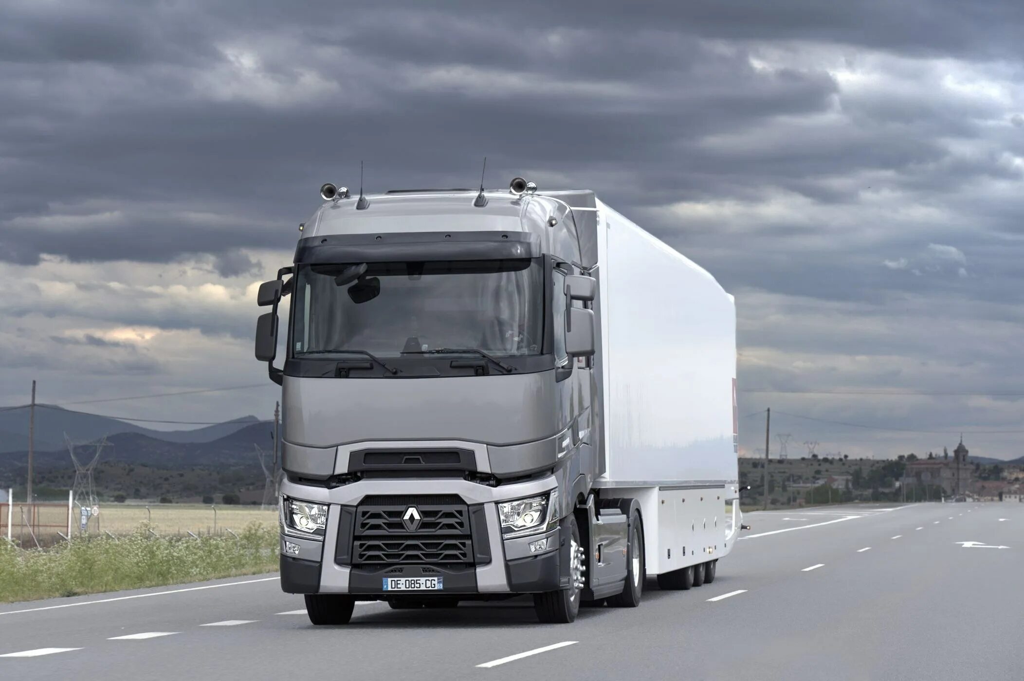 Renault Trucks 6/6 седельный тягач. Рено трак премиум. Renault Premium 2022. Тягач Рено т801.