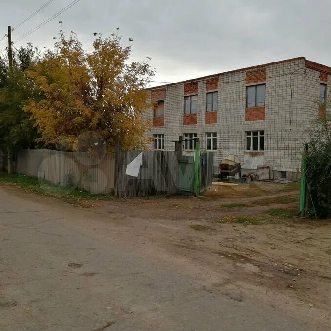 Город рубцовск 2022. Краснознаменская больница рубцовск. Старинные здания города рубцовска алтайского края. Кулацкий поселок новосибирск. Город горняк локтевский район.