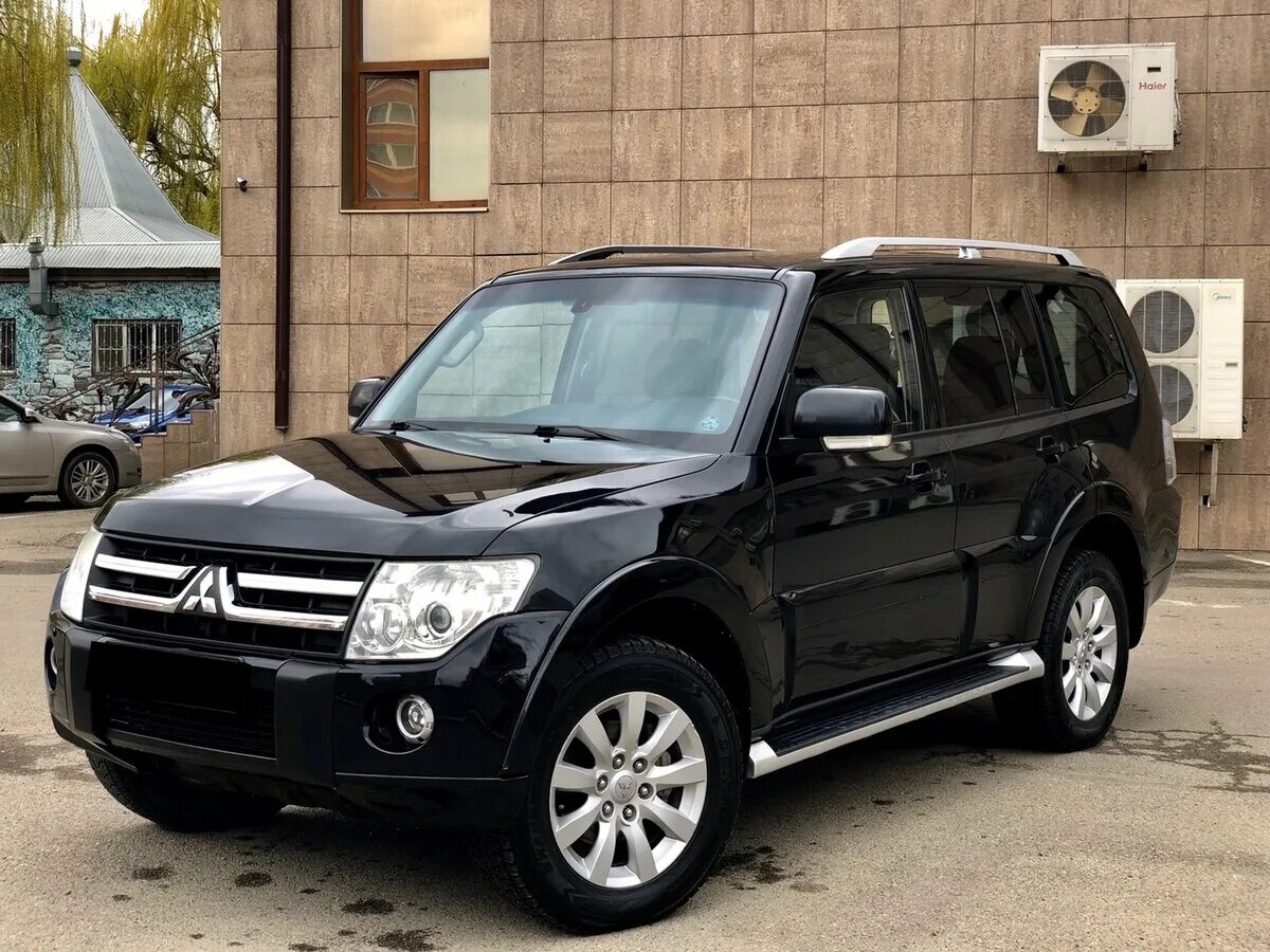 Митсубиси Паджеро 4. Митсубиси Паджеро 4 2011. Mitsubishi Pajero IV 2011. Митсубиси Паджеро 4 черный.