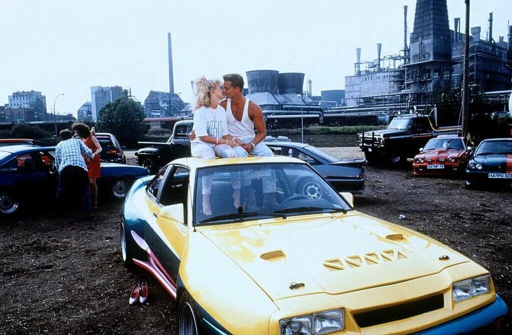 Тиль швайгер тина руланд. Манта манта фильм. Рискованные гонки. Рискованных гонка. Рискованные гонки фильм 1991.