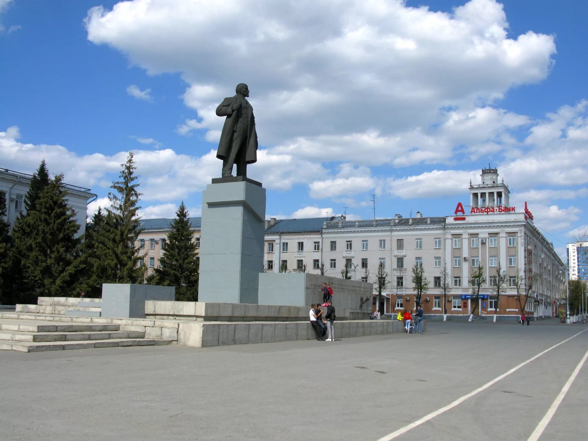 Площадь Ленина Курган. Город Курган Курганская область. Площадь города Кургана. Центральная площадь Курган. Лк курган